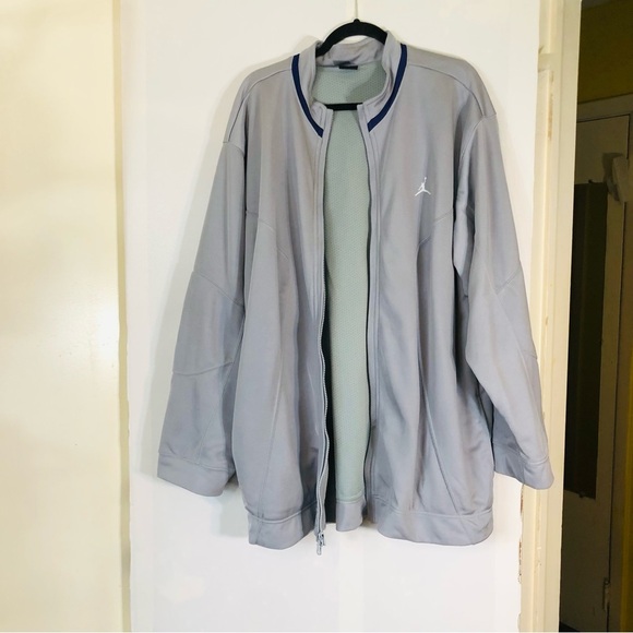 Nike Air Jordan Heather Gray Jacket - Picture 1 of 16
